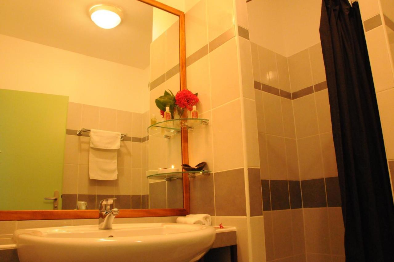 Hotel Maharajah Mamoudzou Oda fotoğraf