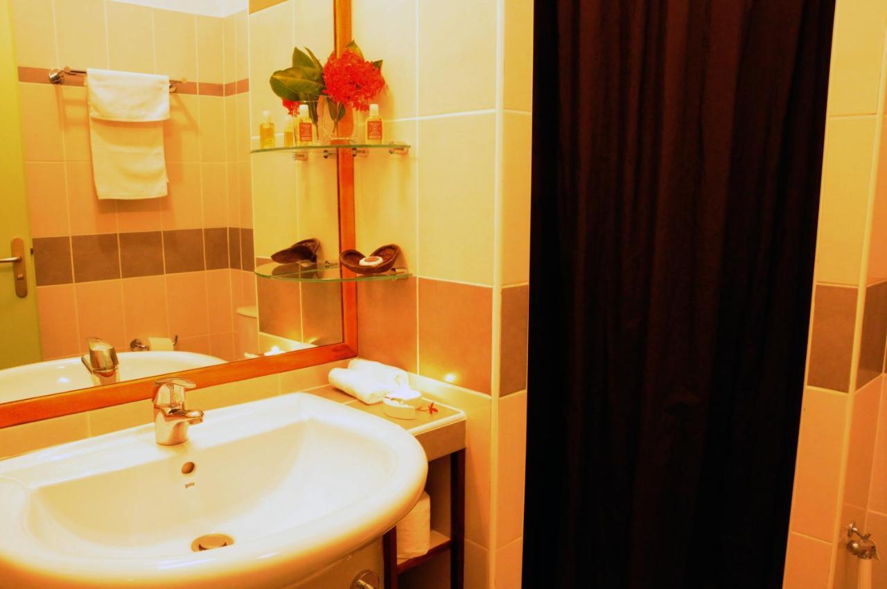 Hotel Maharajah Mamoudzou Oda fotoğraf